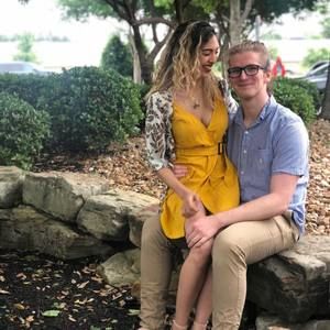 Meet your Posher, Courtney